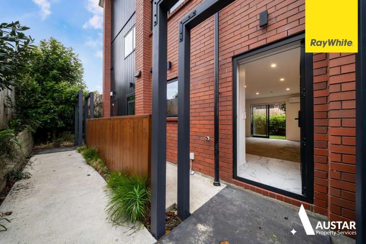 10/10 Yeovil Road Te Atatū Peninsula_11