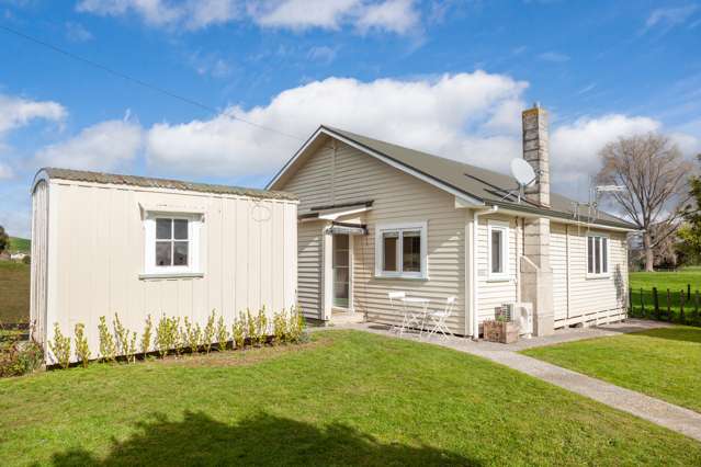 25 Momona Road Tirau_1