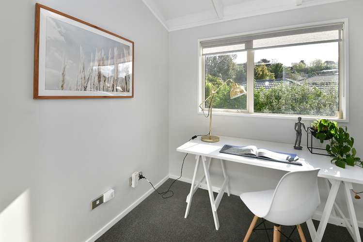 7 Amberly Rise Helensville_16