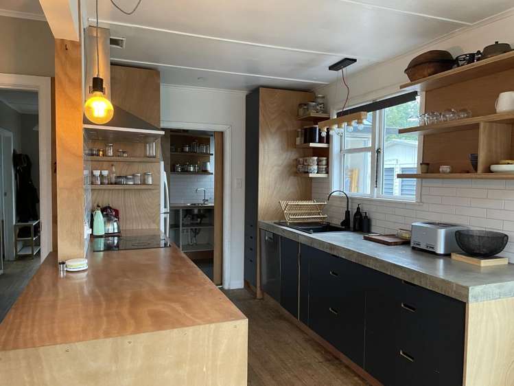 75 Clinkard Avenue 1070_6