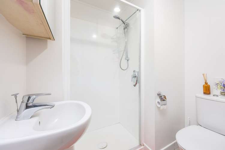 820/72 Nelson Street Auckland Central_11