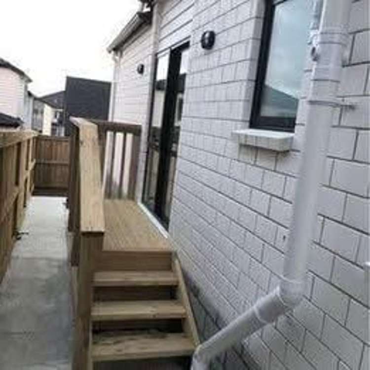 8 Drumnaconagher Road Flat Bush_1