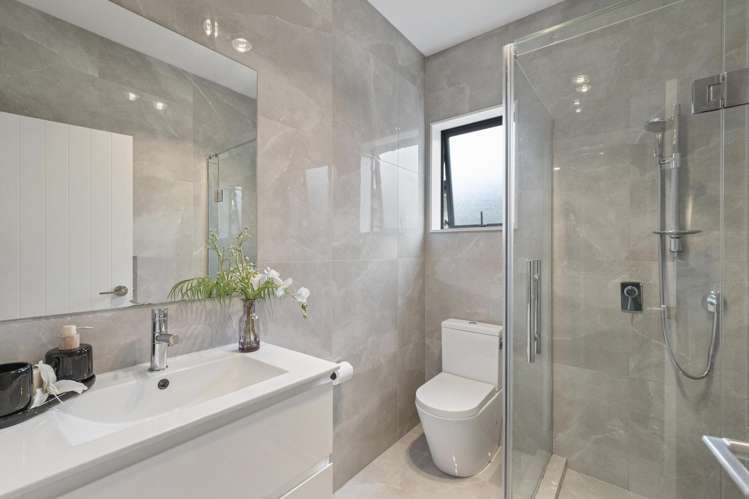 9 Survila Street Takanini_12