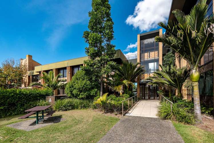 50 Centreway Road Orewa_12