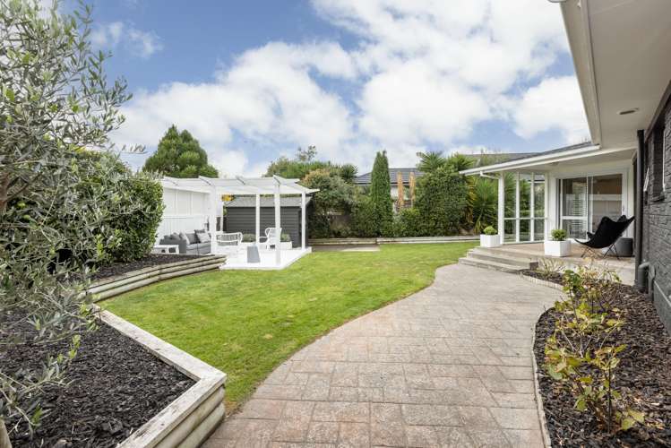 42 Iona Road Havelock North_16