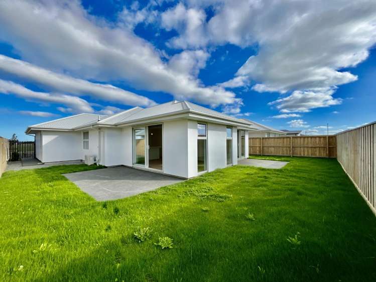 94 Monarch Drive 11103_19