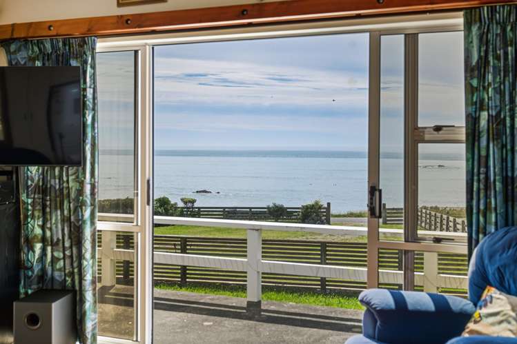 879 Mataikona Road Mataikona_15