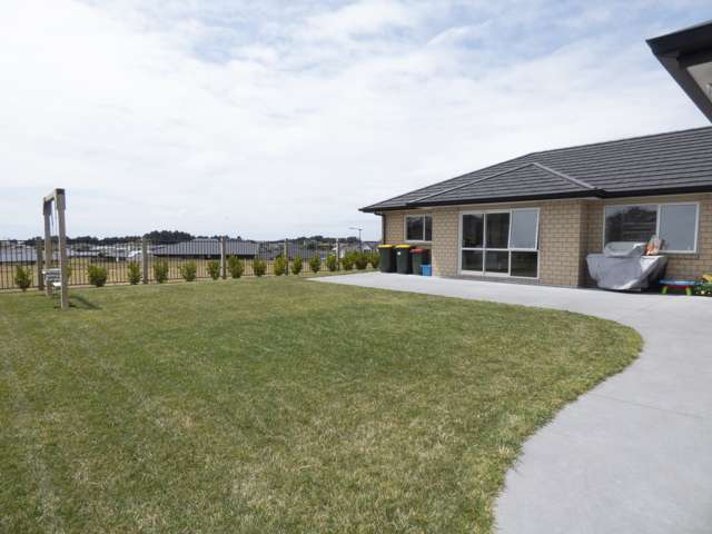 12 Oakmont Crescent Waiwhakaiho_1