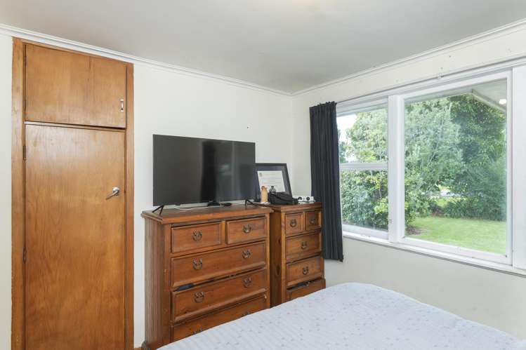 48 Solander Street Tolaga Bay_9