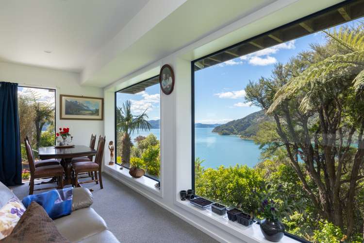 310 Port Underwood Road Whatamango Bay_31