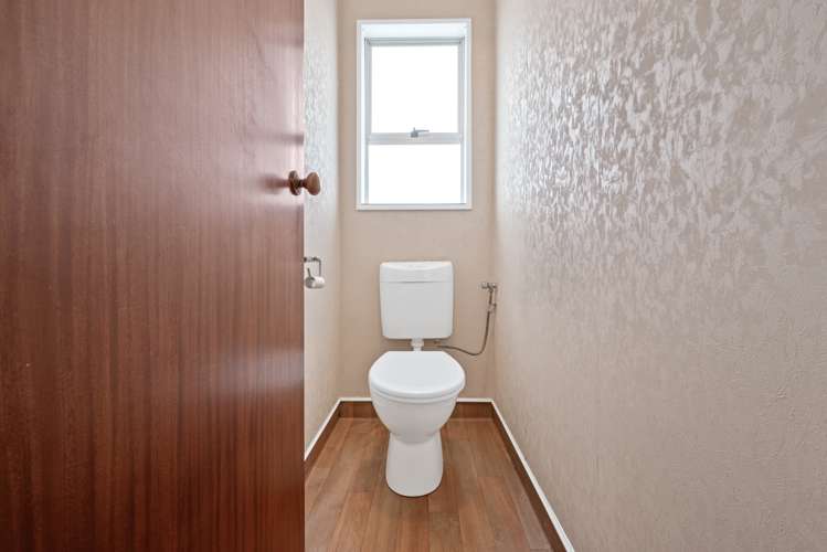 68 New Renwick Road Burleigh_16