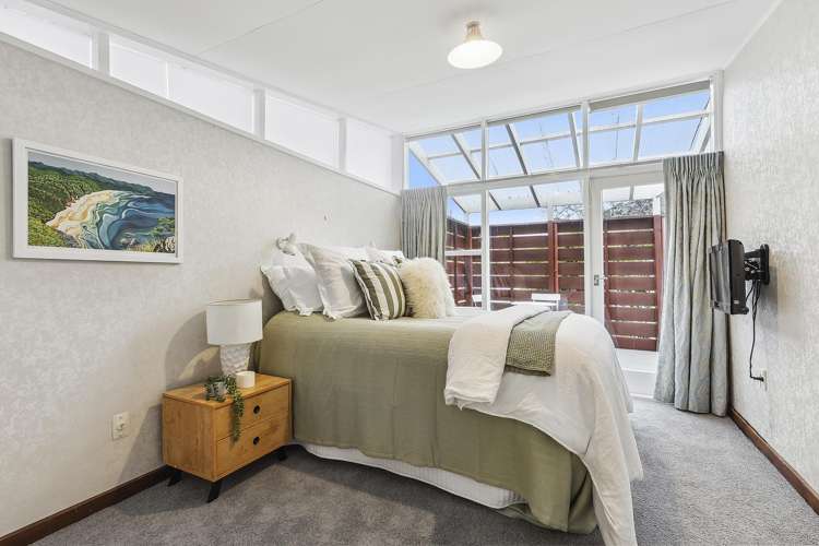 22 Larsen Crescent Tawa_10