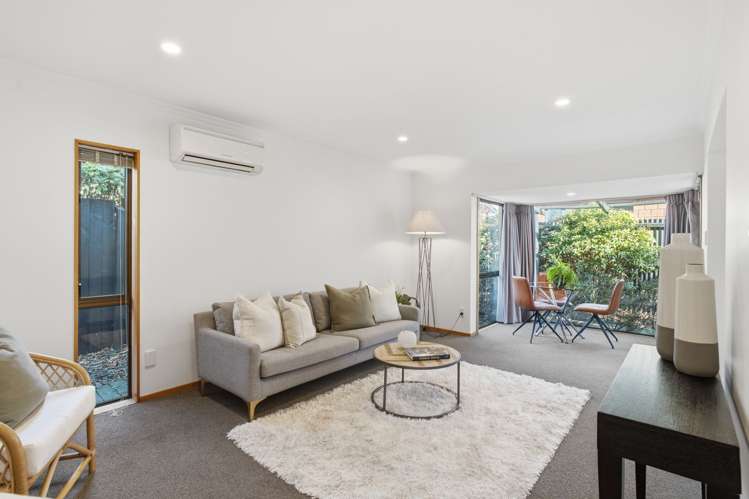 8/4 Broadbent Street Riccarton_7