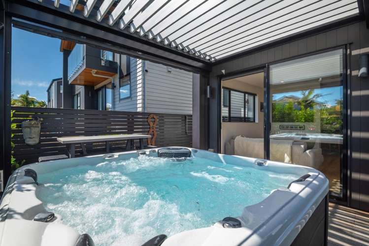 3 Lemon Grove Lane Greenhithe_11