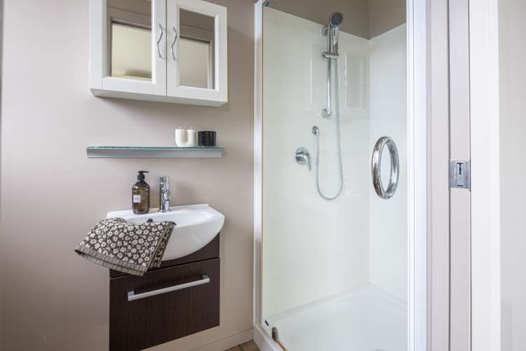 46 Palliser Drive Huntington_14