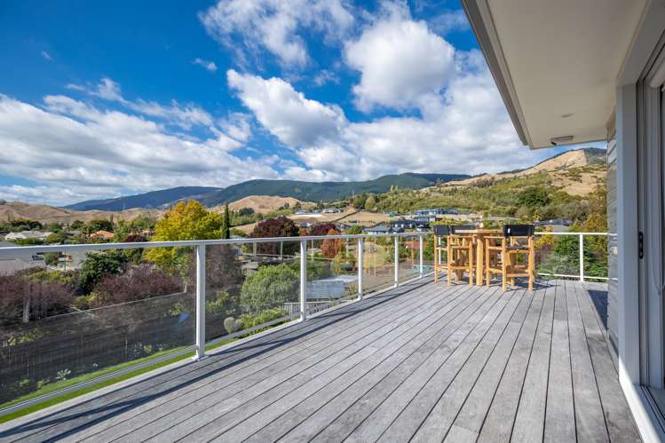 3 Kelly Way Richmond_14