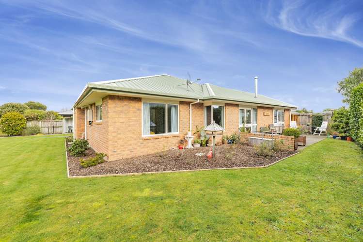 6 Oldham Place Darfield_28