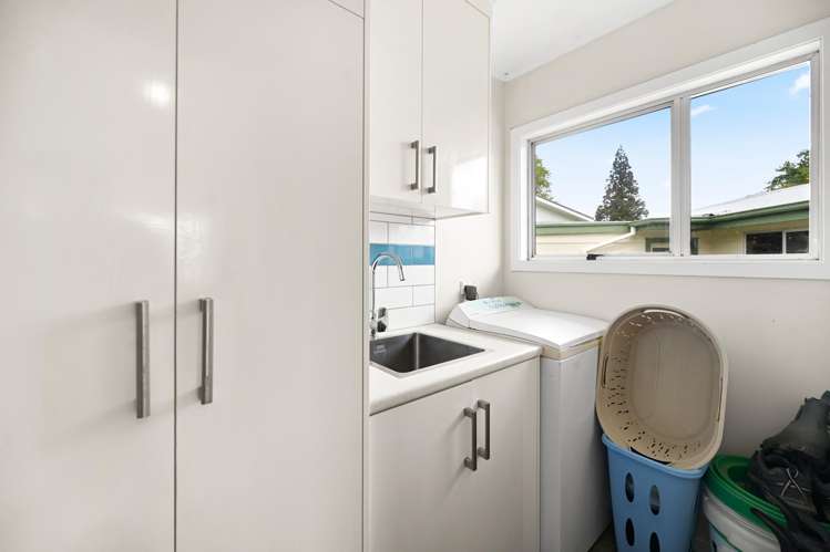 14 Vennell Street Leamington_11