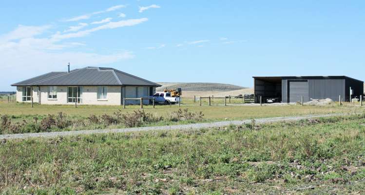 1062 Carleton Road Oxford_13