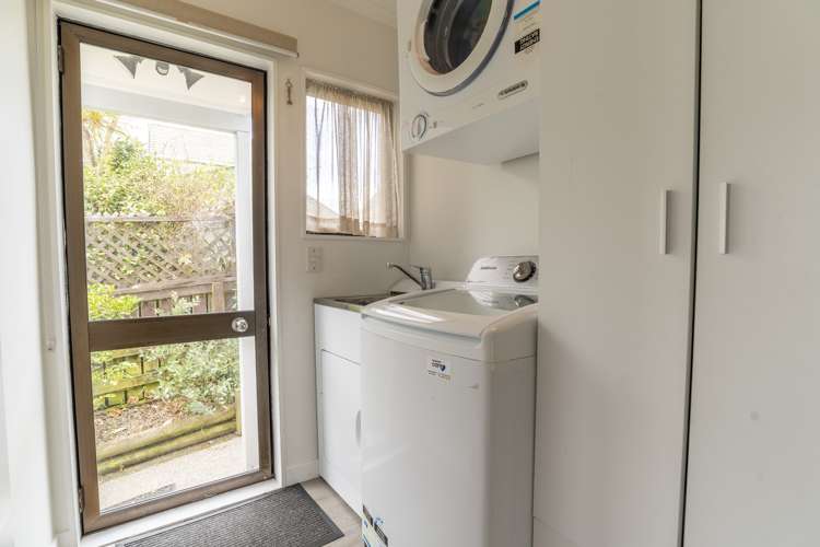 2/79 Cunliffe Street Churton Park_14