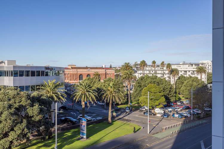 404/85 Beach Road Auckland Central_5