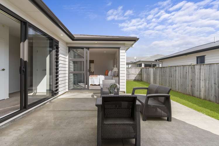 9 Soaring Bird Drive Takanini_23