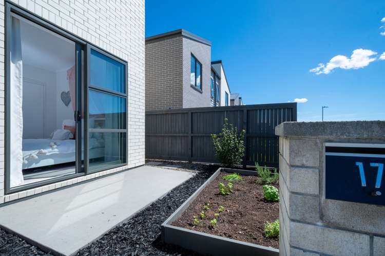 17 Waenganui Road Hobsonville_23