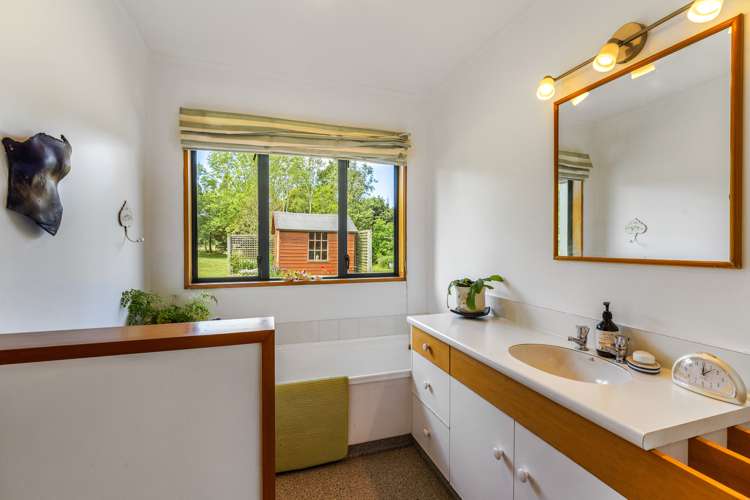 354 Hilderthorpe Road Richmond_11