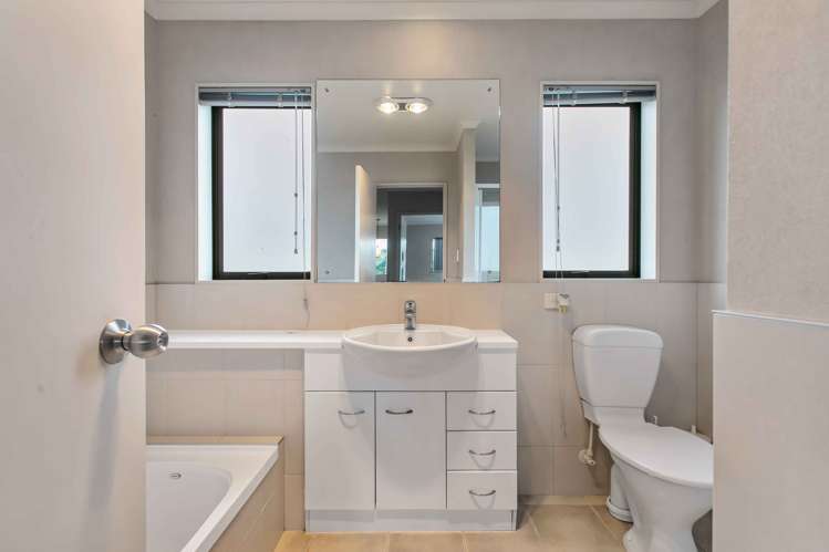 24 Sarteano Drive Manurewa_18