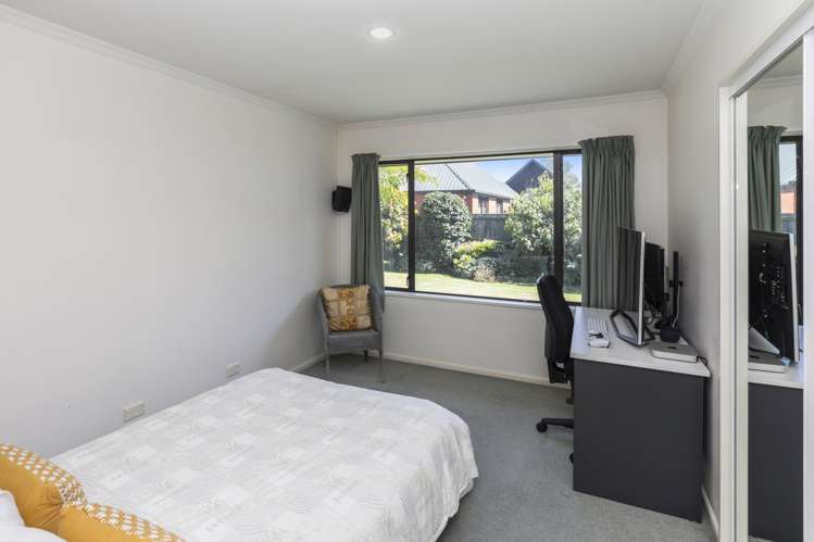 6 Berkshire Drive Avonhead_13