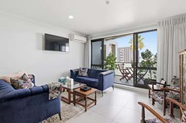 17/281 Maunganui Road_1