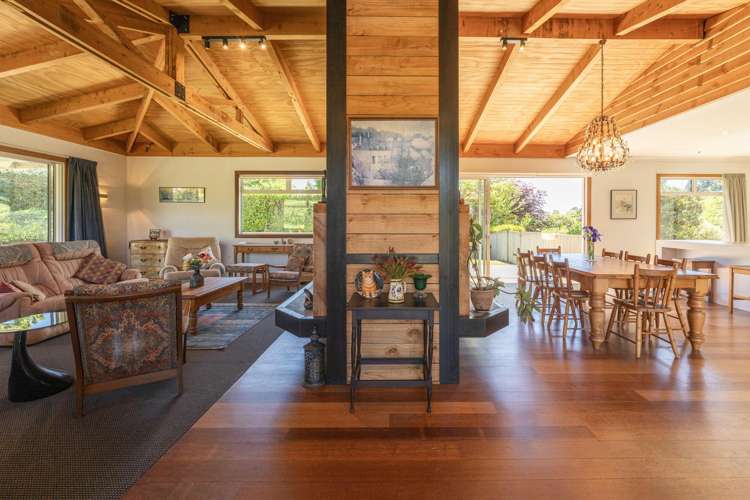 2/154 Mapara Road Acacia Bay_10