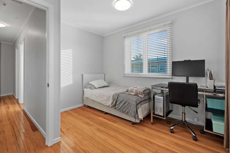 42 Terry Street Blockhouse Bay_9