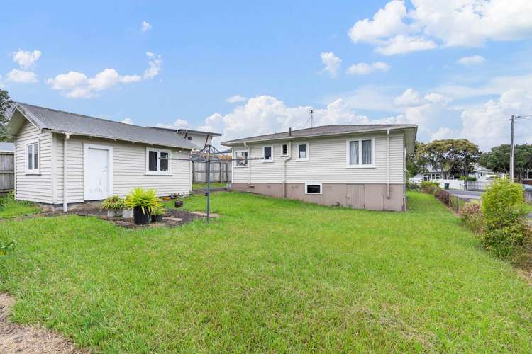 23 Boundary Road Blockhouse Bay_10