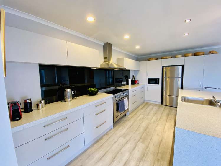 173 Sealy Road Omata_5