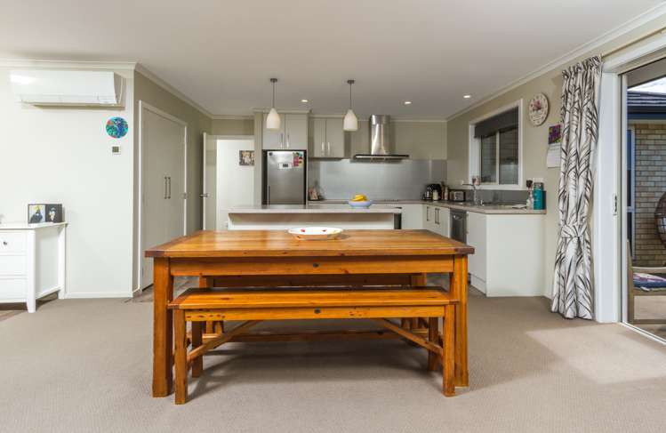 6 Mary Newton Place Brightwater_2