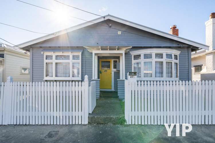 27 Helston Road_0