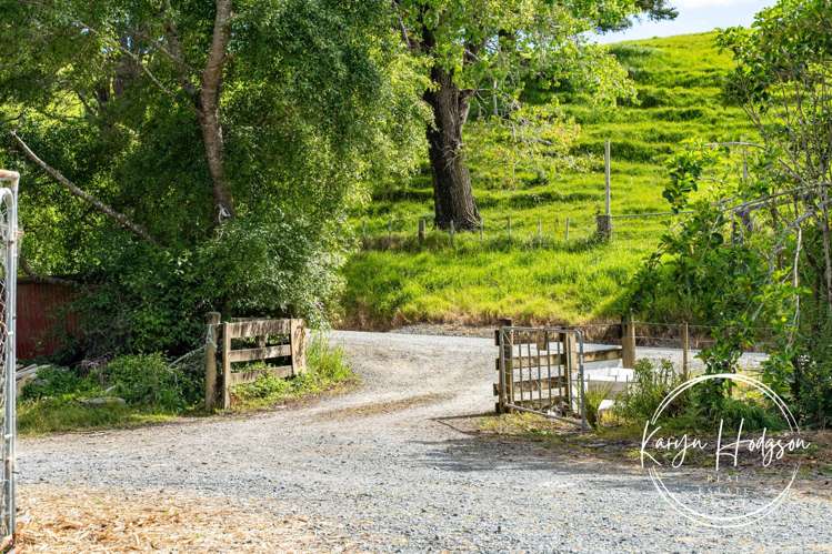 406 Gorge Road Maungaturoto_39