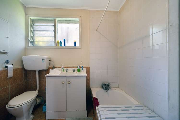 184 Glengarry Road Glen Eden_9