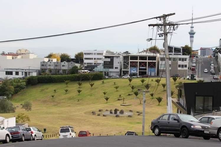 13/8 Rendall Place Eden Terrace_9