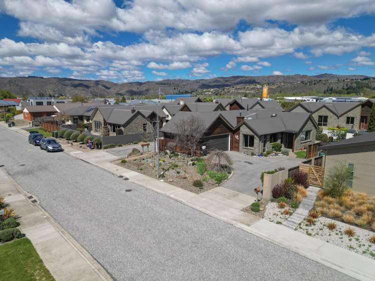 35 Larch Crescent Alexandra_5