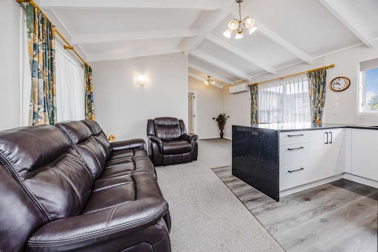 2/40 Laurie Avenue Papakura_3