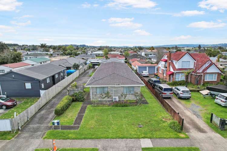 1/36 Churchill Avenue Manurewa_12