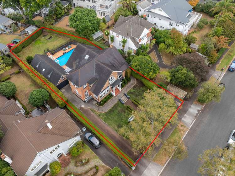 10 Sharpe Road Epsom_33