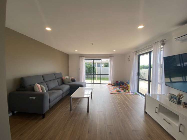 24a Bodi Place Te Atatu South_5