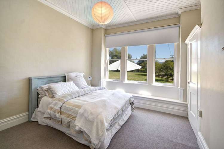 1215 Centre Road Henley_12