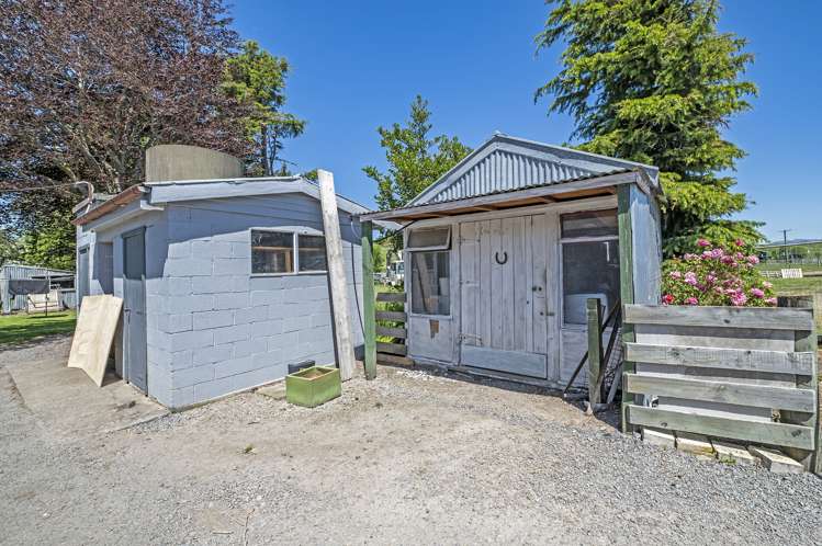 5669 West Coast Road Springfield_25