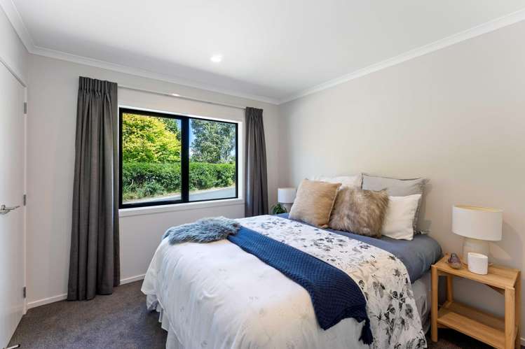 62 Awanui Drive Waikanae_15