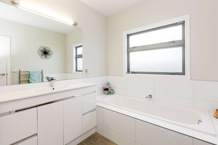 27 Waimakariri Drive Awatoto_9