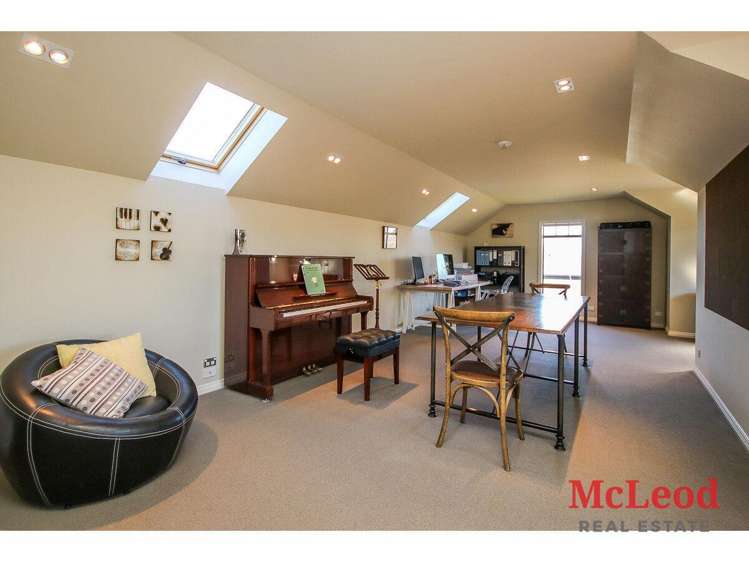 19 Country Place Allenton_33